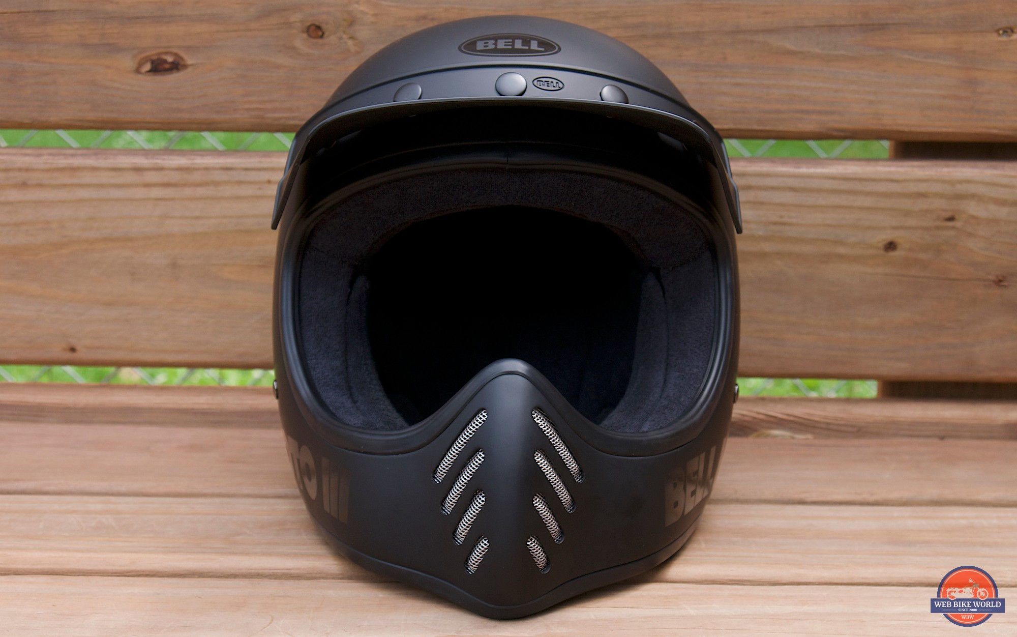 REVIEW] Bell Moto-3 Full-Face Helmet