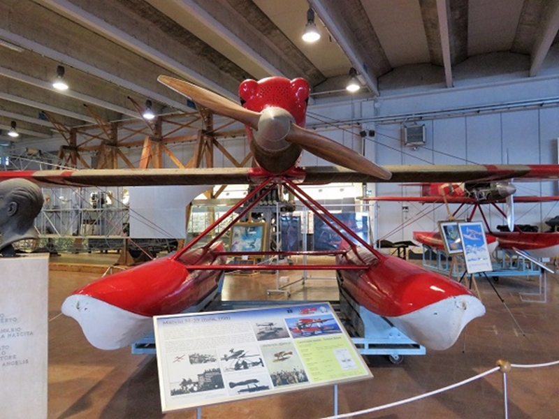 イタリア、水上飛行機 マッキM.39 マッキ M．39 水上機 シュナイダー