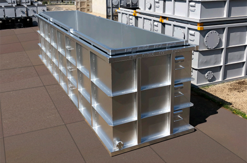 300m³ ステンレス製水槽タンク｜東京機材工業株式会社