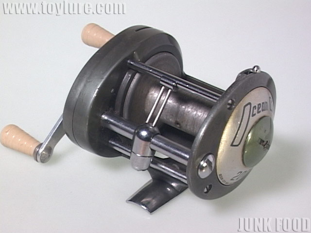 JUNK FOOD item: R-9526 Ocean City No.2000