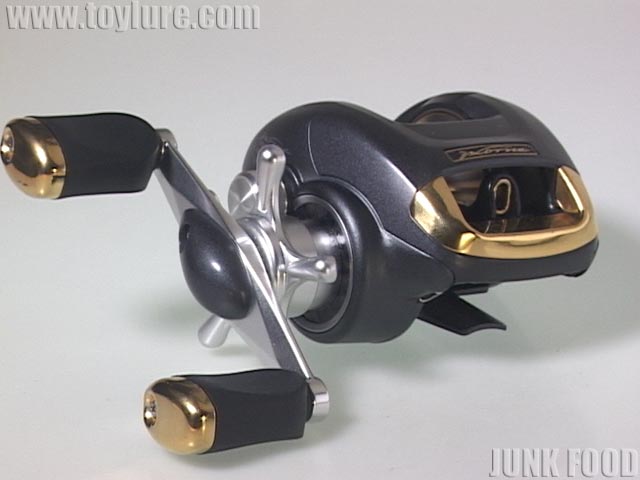 JUNK FOOD item: R-8819 イクシオーネ F300RM