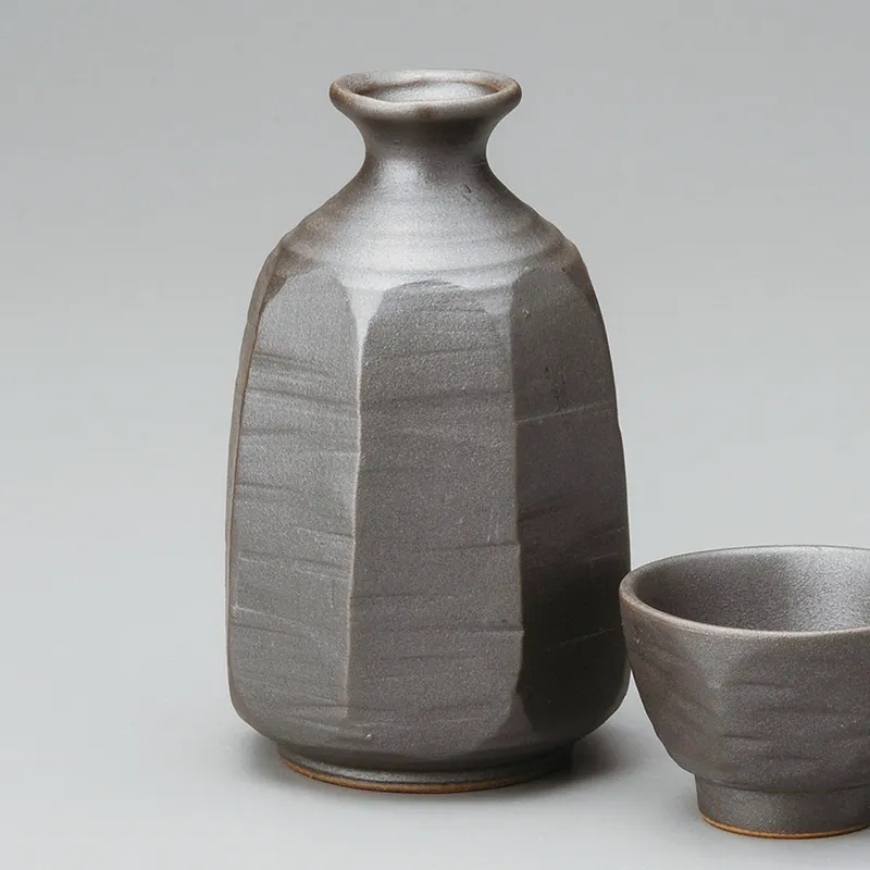 蔵出し品 備前焼 川端文男 【A1554-m】 備前焼 花瓶 湯呑 酒器 皿など