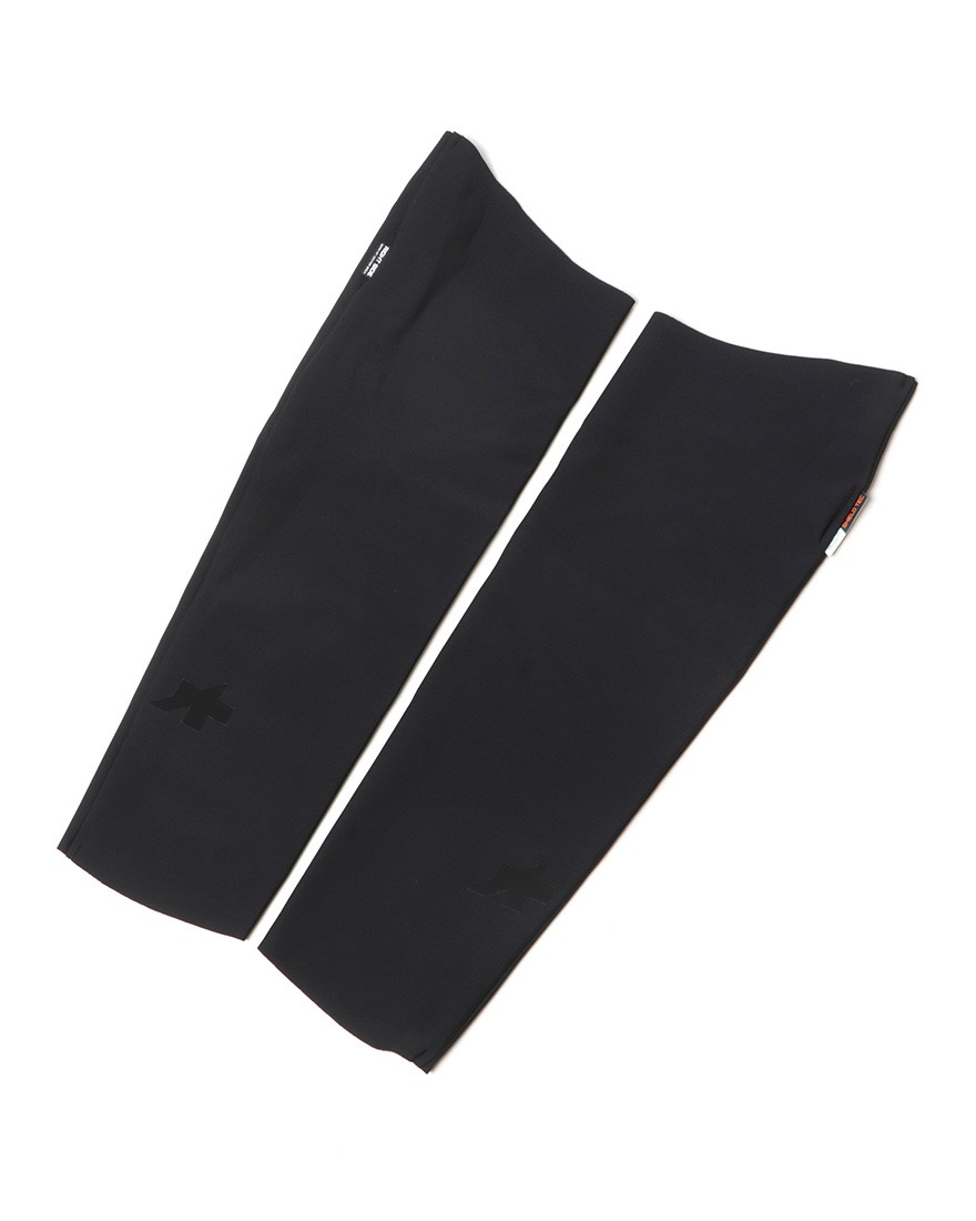 ウィンターニーウォーマー【R WINTER KNEE WARMERS P1】｜ASSOS