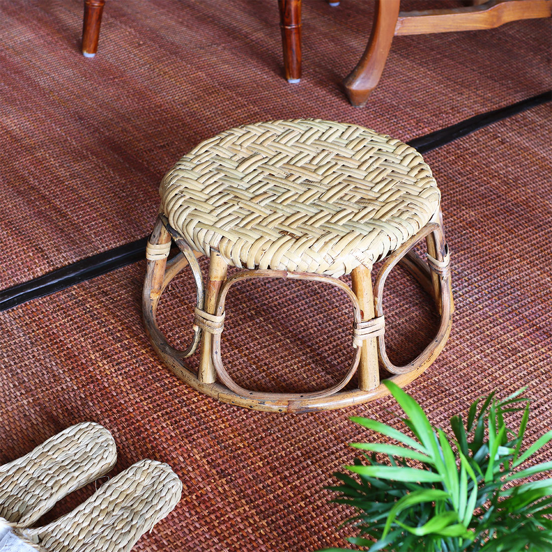 ラタン ミニスツール | トモ・コーポレーション｜世界の民芸雑貨卸