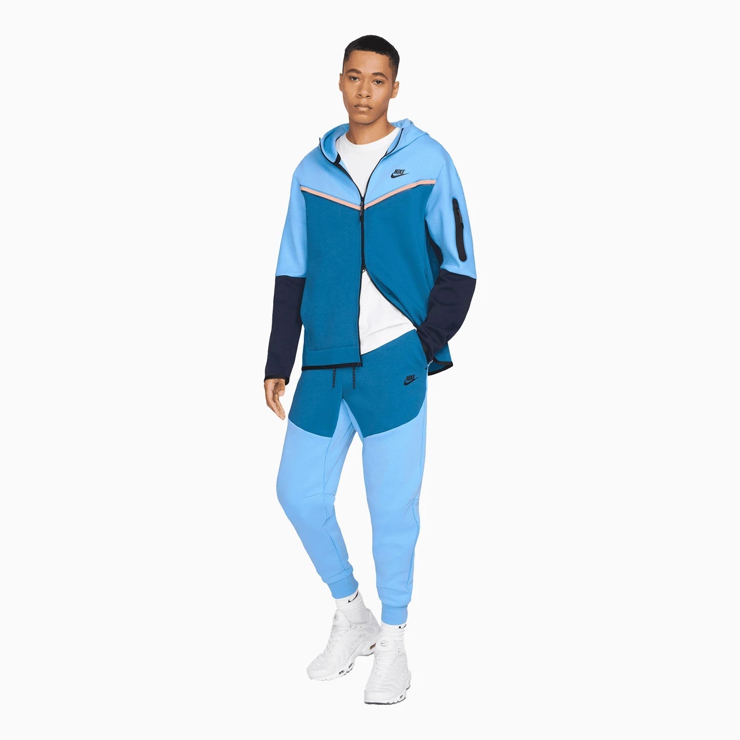 Men_sNikeSportswearTechFleeceT