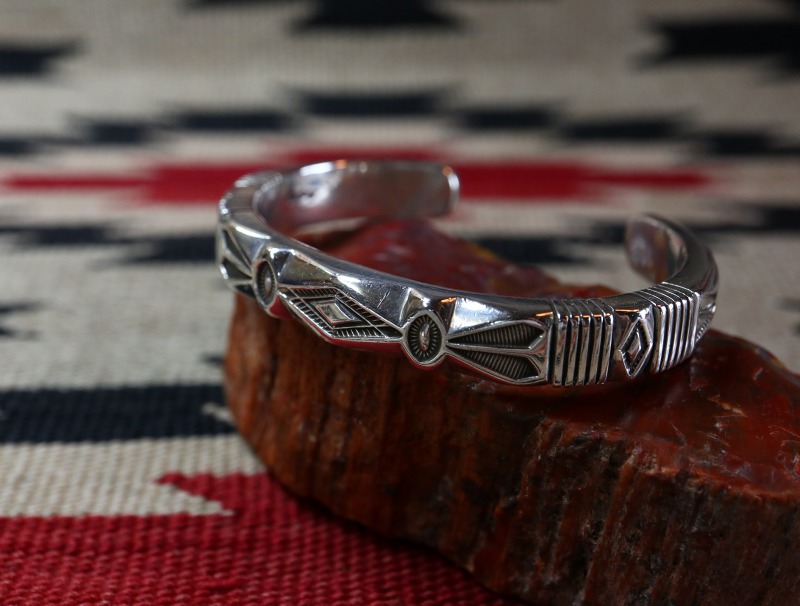 INDIAN JEWELRY LEATHER ARTS&CRAFTS Tah'bah TRADERS / 【Thomas