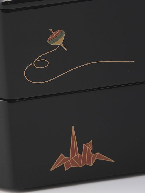 三段重・玩具蒔絵 385,000円（税込） | 輪島塗の塗師屋 輪島漆器大雅堂