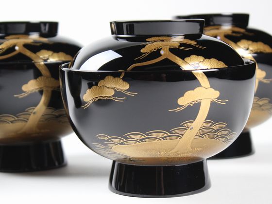 雑煮椀 州浜雅蒔絵 5客1組660,000円（税込） | 輪島塗の塗師屋 輪島