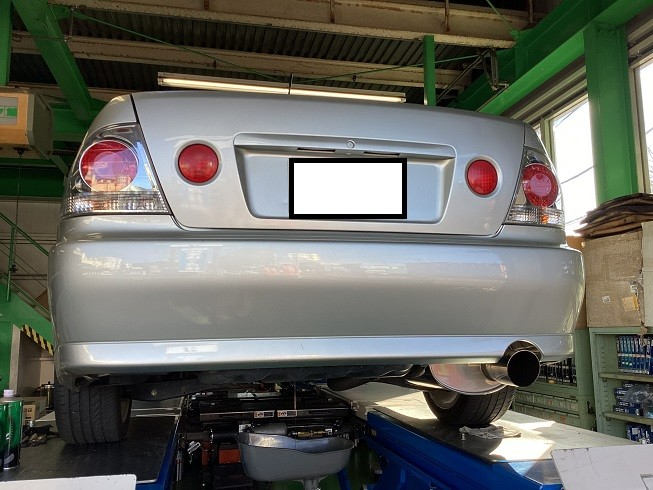 TOYOTA アルテッツァ GXE10 リアデフオイル交換 ＆4輪アライメント