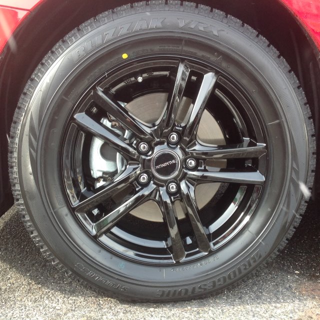 アクセラ スタッドレス・ホイールセット（インチダウン）取り付け・防