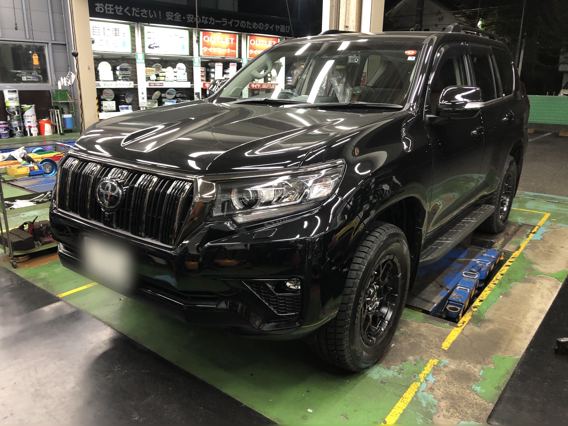 トヨタ ランドクルーザー プラド スタッドレスタイヤ+ホイールセット