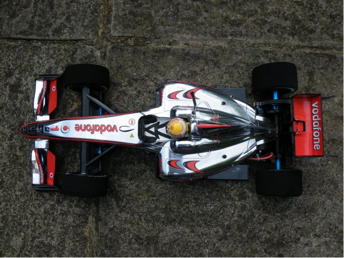 58475: Vodafone McLaren Mercedes from Deanej10 showroom, F104