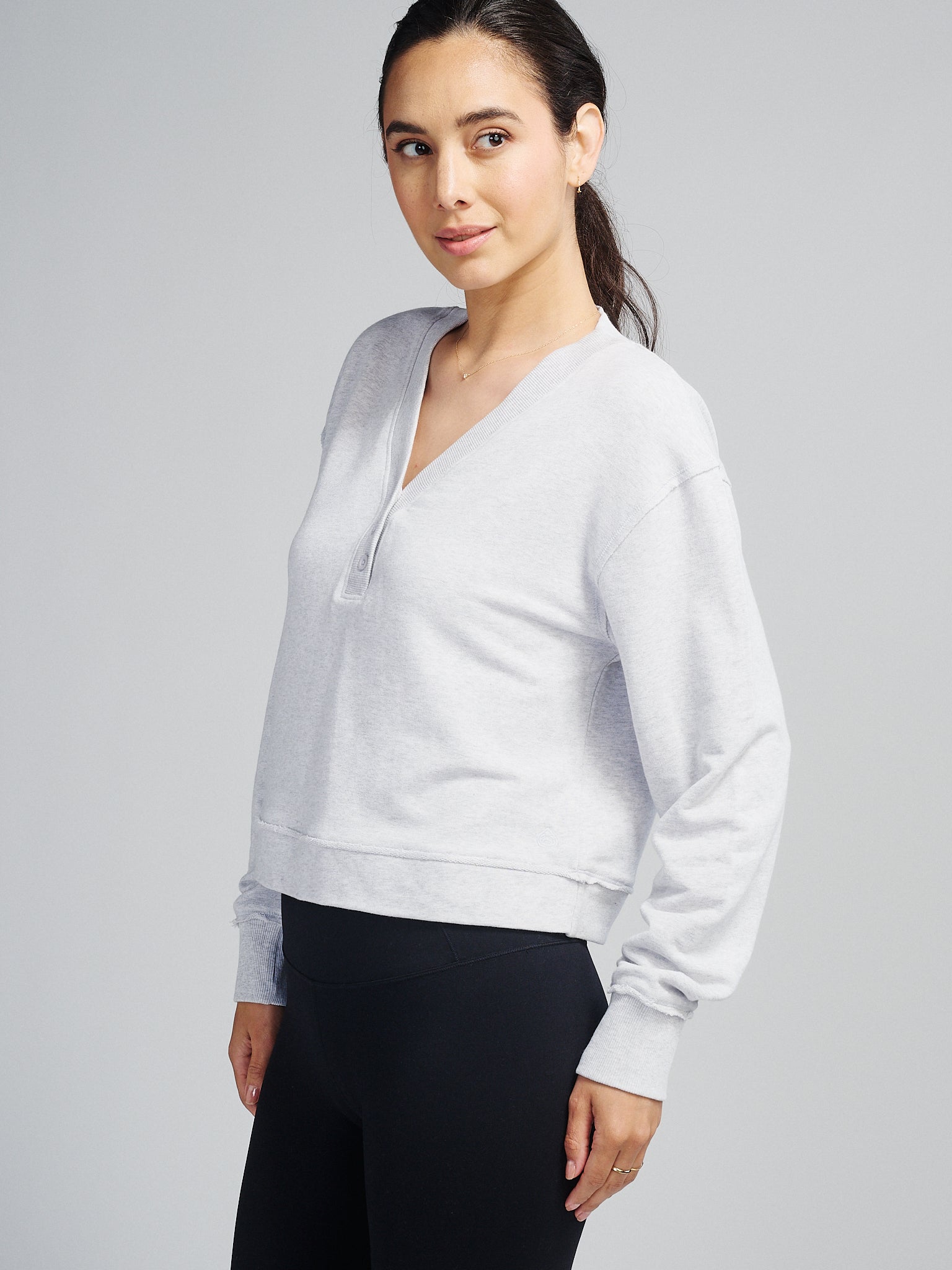 Varsity Henley Sweatshirt – tasc Performance
