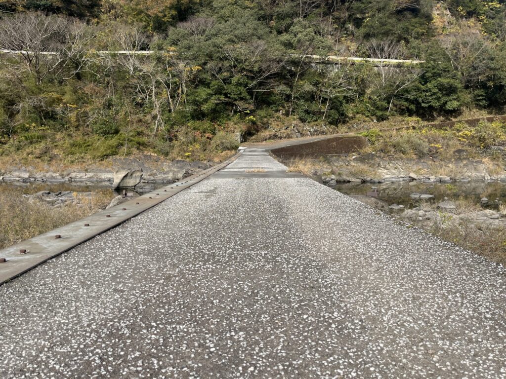 沈下橋・高知】アクセス。仁淀川本流にかかる沈下橋を歩いてみた