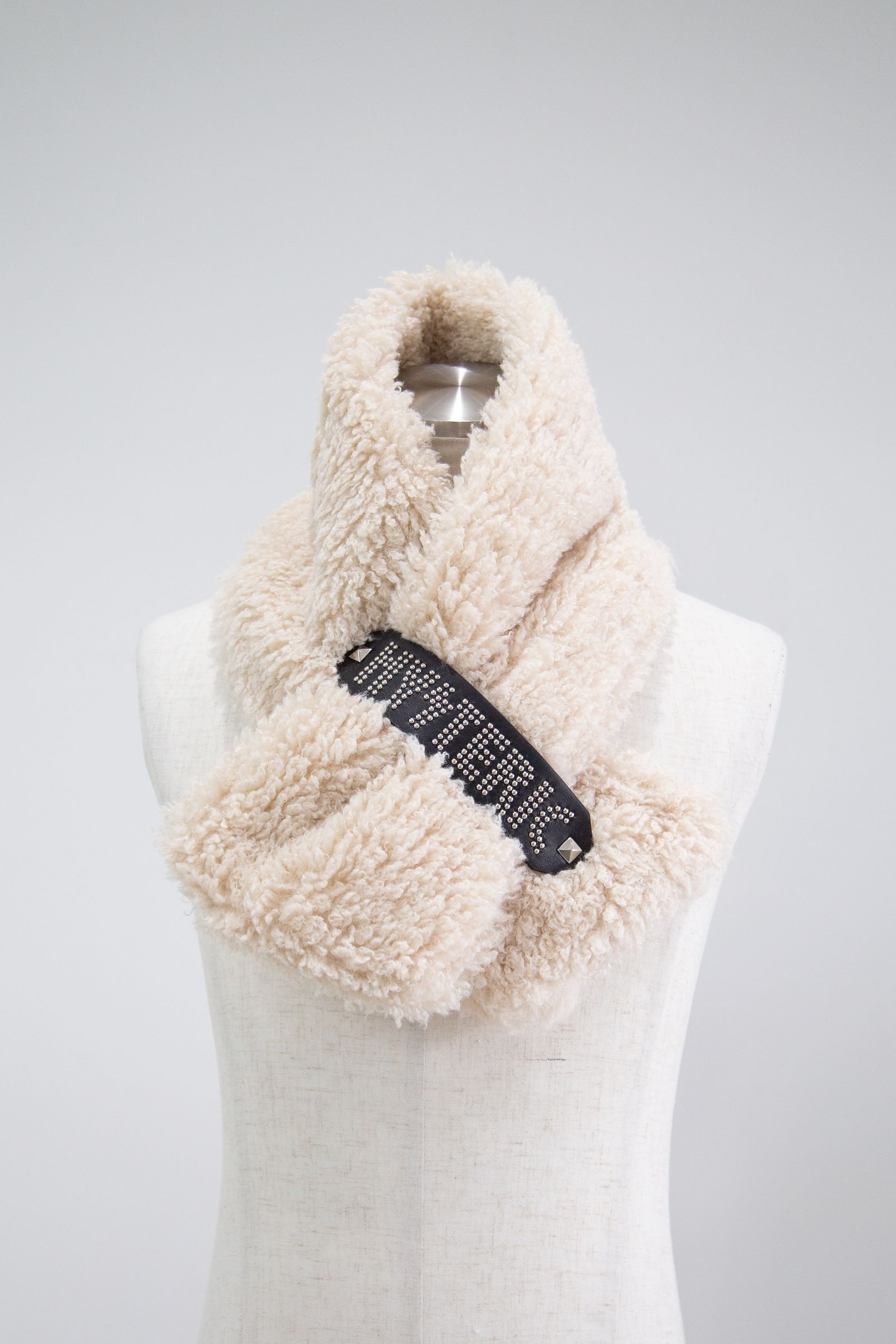 HYSTERIC GLAMOUR - LOGO STUDS BELT ファーマフラー | Tempt