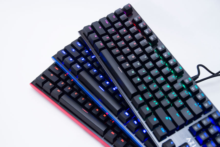 AZiO MGK L80 Red, Blue and RGB Keyboards Review - Closer