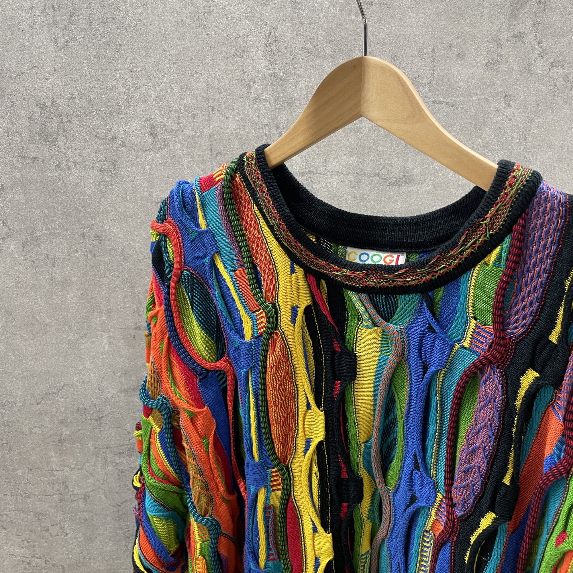 Coogi／クージー】より3Dニットが入荷しました。[2024.08.31発行