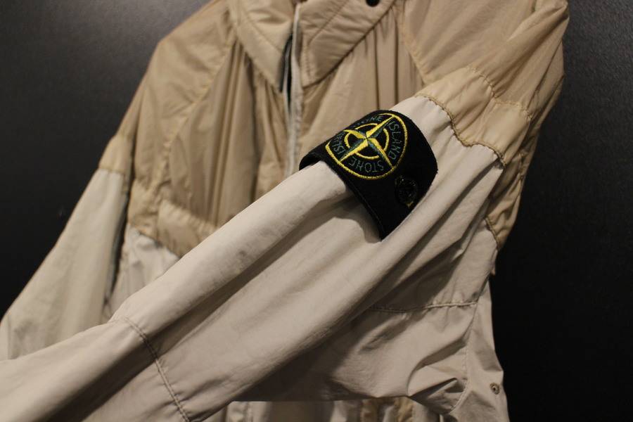 イケてるコラボ！！！NikeLab x STONE ISLAND WINDRUNNER入荷しました