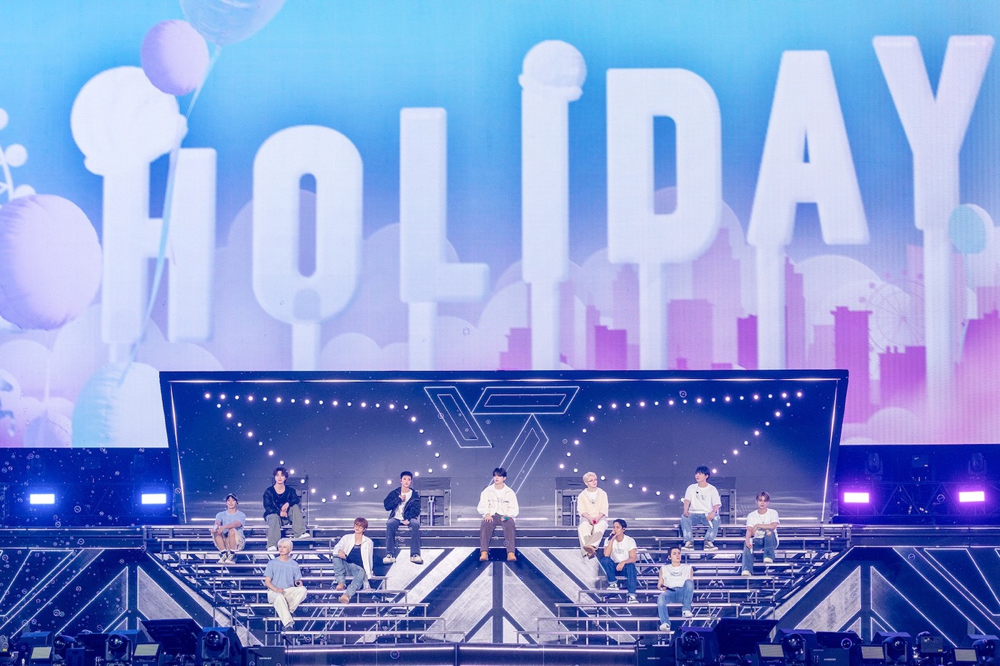 SEVENTEEN、2年ぶりの大型ファンミーティングが大阪でスタート – THE