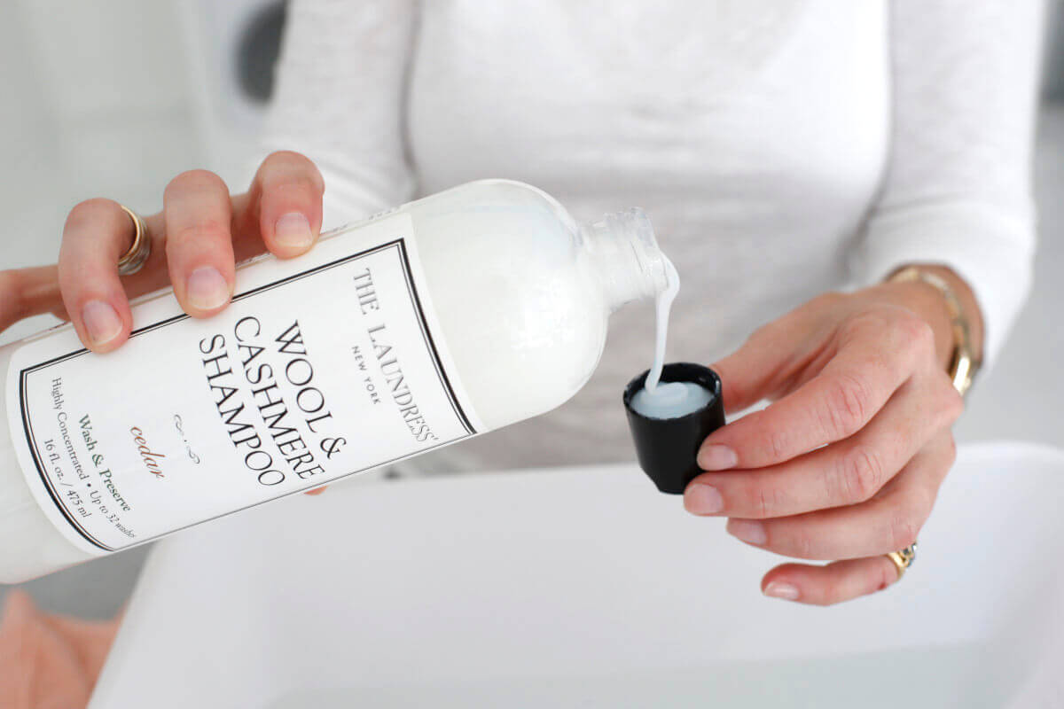 CASHMERE CARE | THE LAUNDRESS