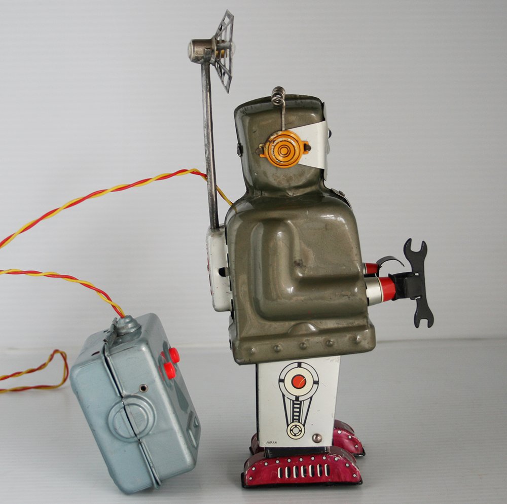 Nomura Japan 50's Radar Robot R/C Battery Operated 9.25 inches