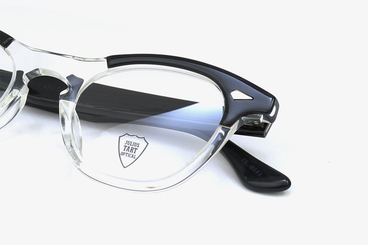 JULIUS TART OPTICALLEADING LIZ | The PARKSIDE ROOM 吉祥寺｜メガネ