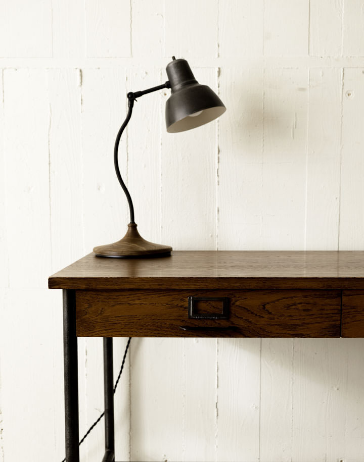 SUTTO DESK | TRUCK FURNITURE