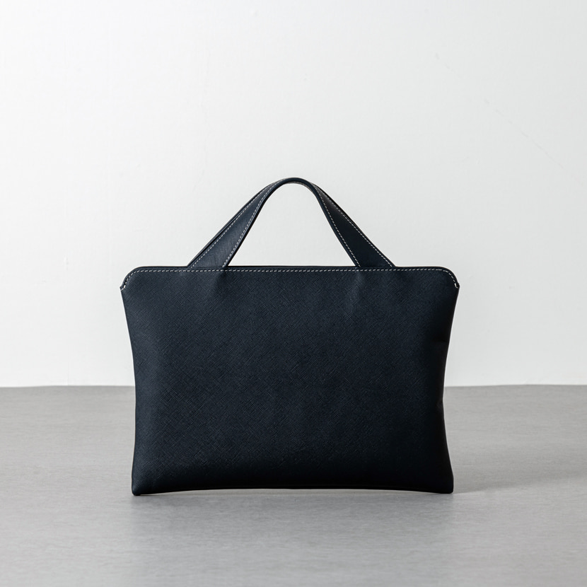 上品で爽やかに持てるレザービジネスバッグ – 革・レザーバッグのTRION