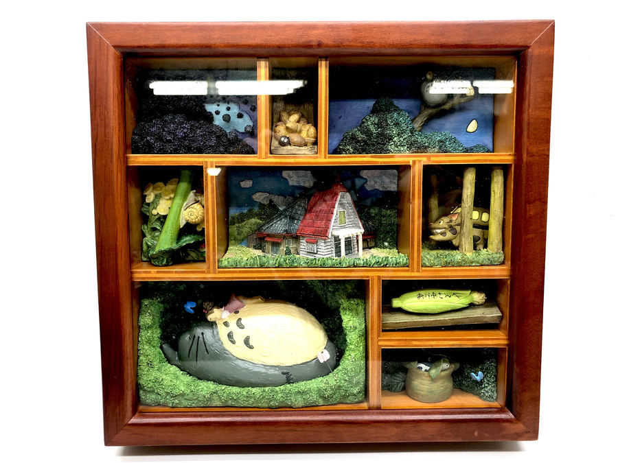 可愛いジブリ雑貨から、となりのトトロの壁掛けインテリアフレームのご