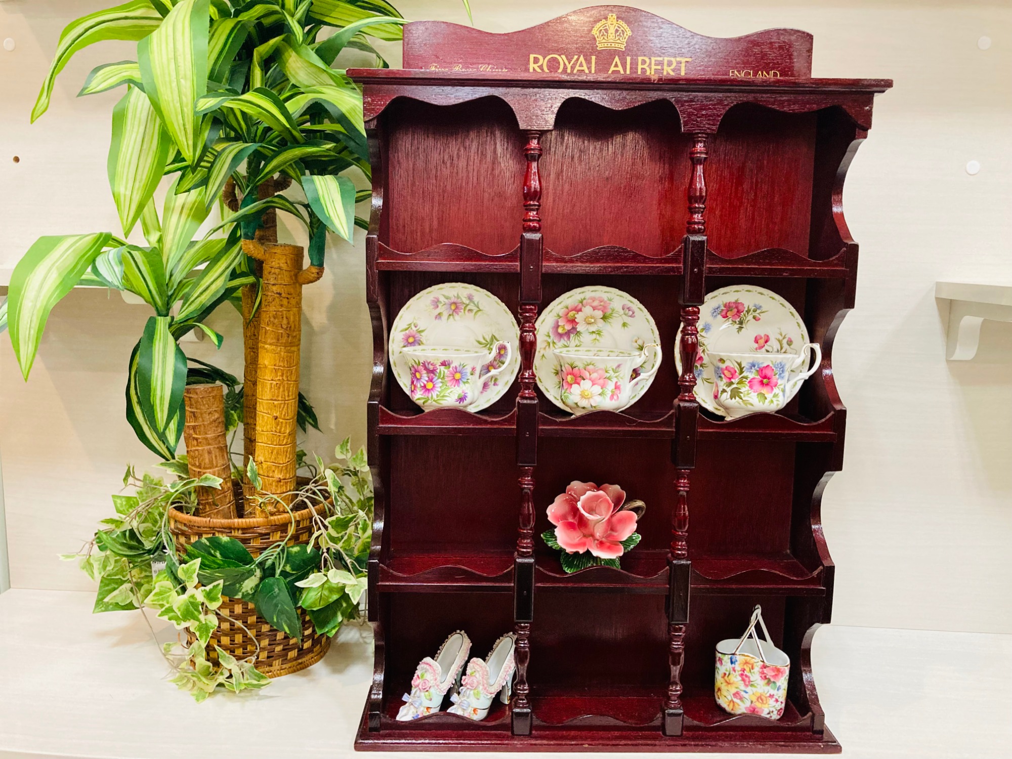 ☆家具取扱い地域最大級の品揃え☆ROYAL ALBERT (ロイヤルアルバート