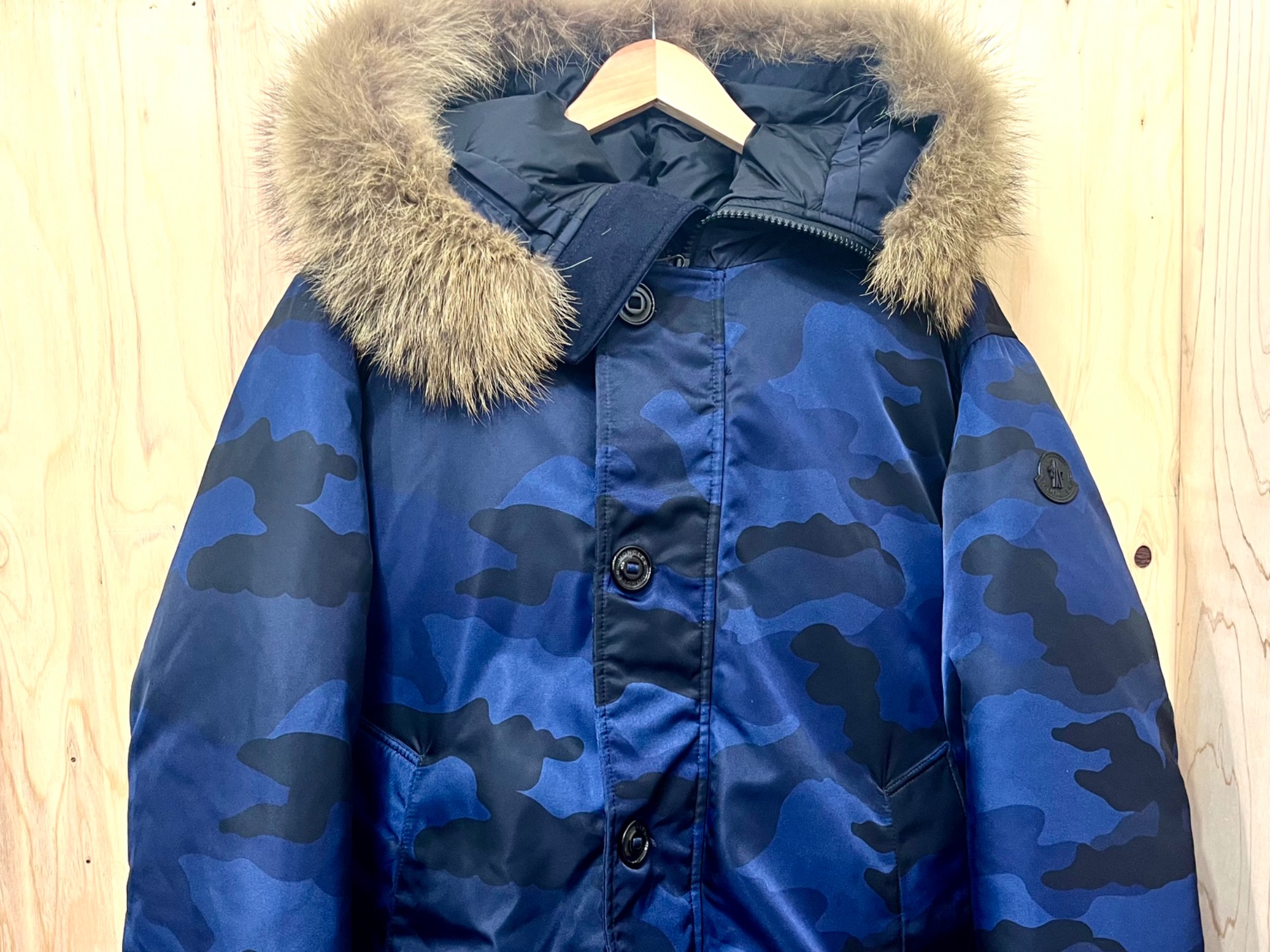 秋物衣類、買取強化中！！】MONCLER（モンクレール）ダウンジャケット