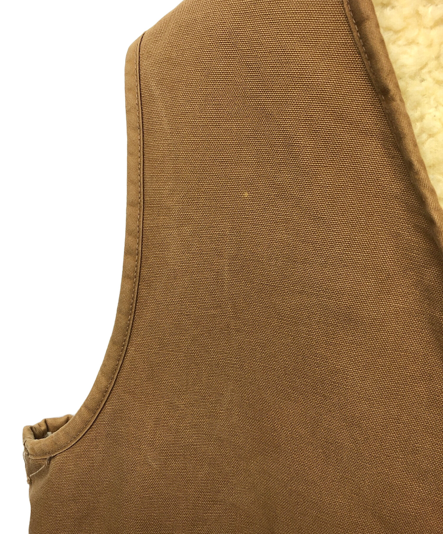 中古・古着通販】CarHartt (カーハート) ボアダックベスト ブラウン