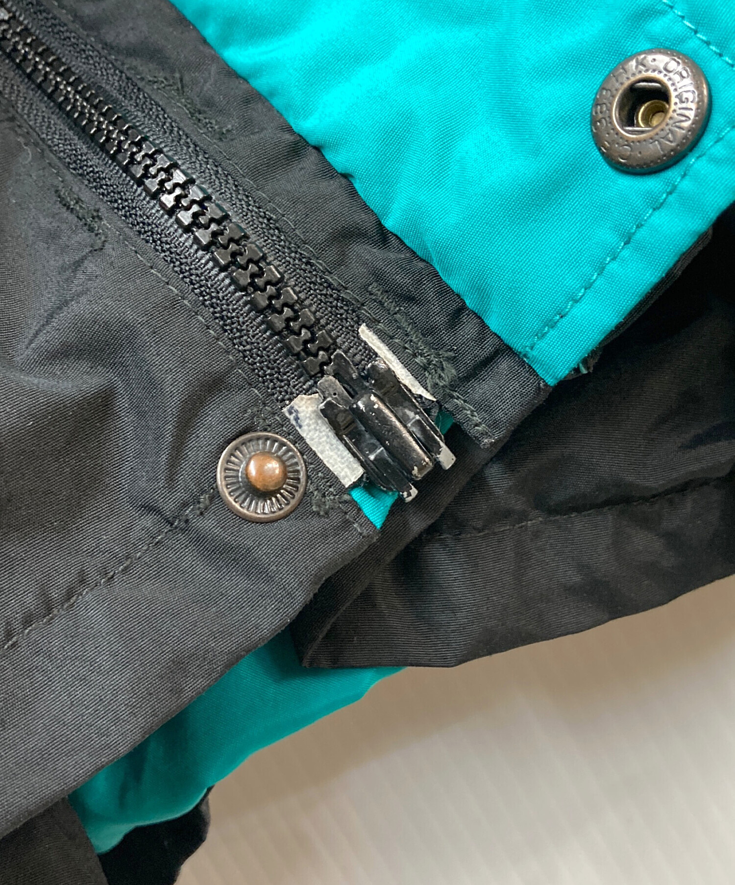 中古・古着通販】Columbia (コロンビア) ナイロンジャケット ブラック