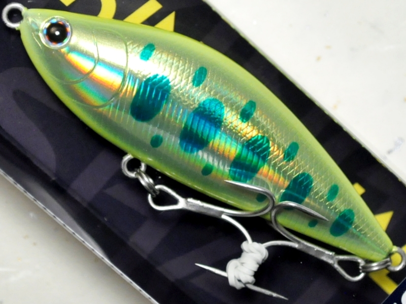 タックルハウス シンキングシャッド70 トラウトLTD：No.T2 トリプル