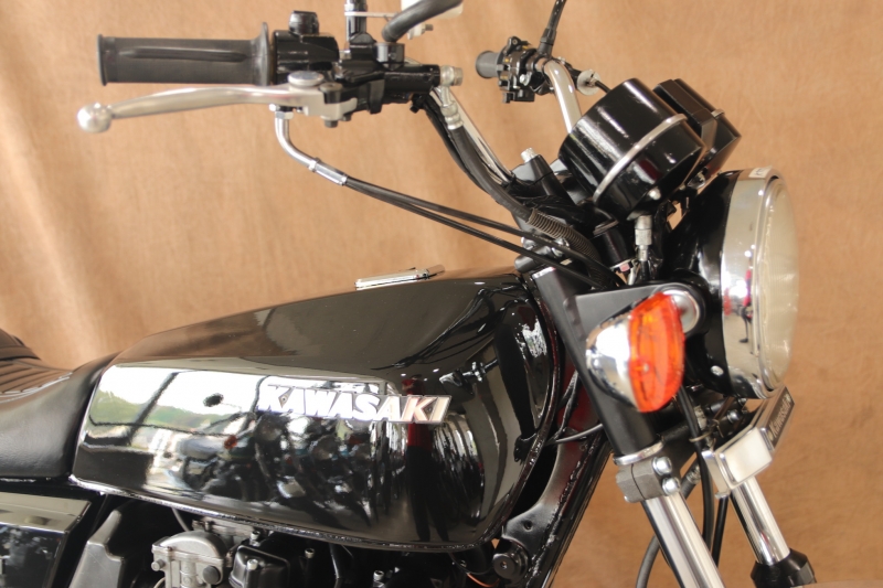 Z550 東京本社 B3 TRIPLEディスク｜SOLD OUT｜旧車・絶版バイクなら