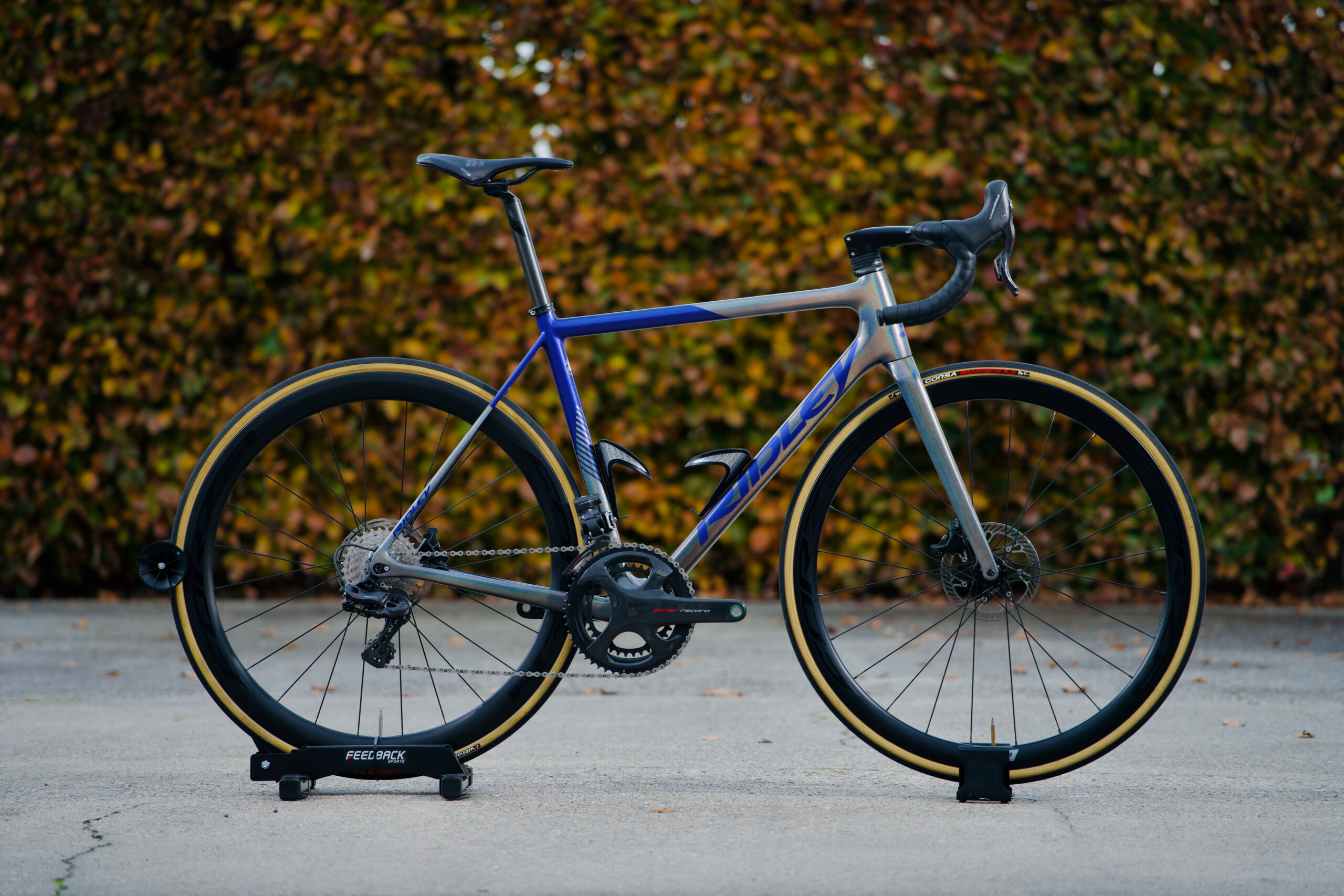 Ridley Helium SLX Disc - Campagnolo Super Record EPS - Size S