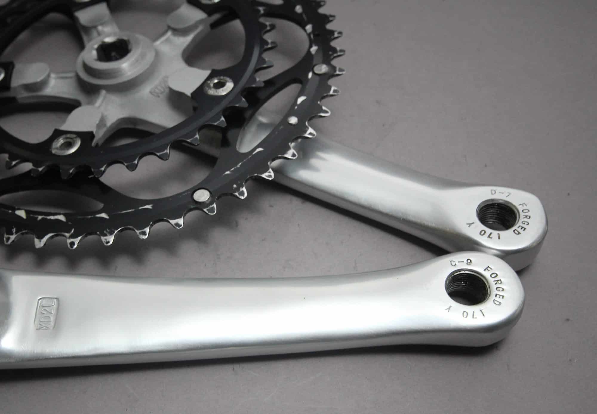Stronglight Compact Crank Set / 48 / 34 T / 170 mm - velowizard.com