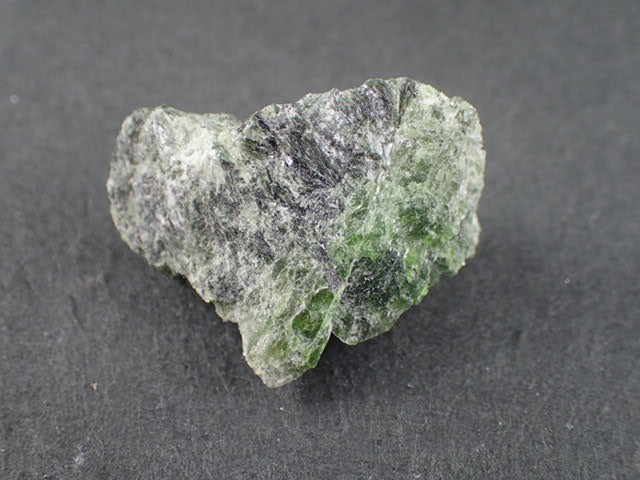 最高品質クロム透輝石(Diopside) Malacacheta, Minas Gerais, Brazil