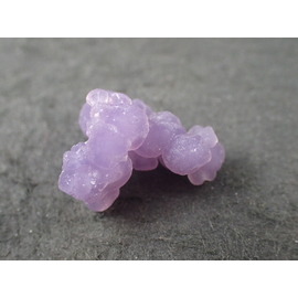最高品質ぶどう状玉髄（Grape Chalcedony) Sulawesi, Indonesia 産