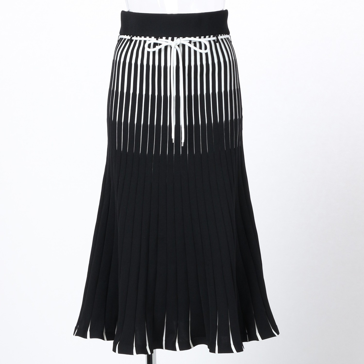 _V3 Double jacquard Knit Skirt ｜VIVIENNE TAM（ヴィヴィアンタム