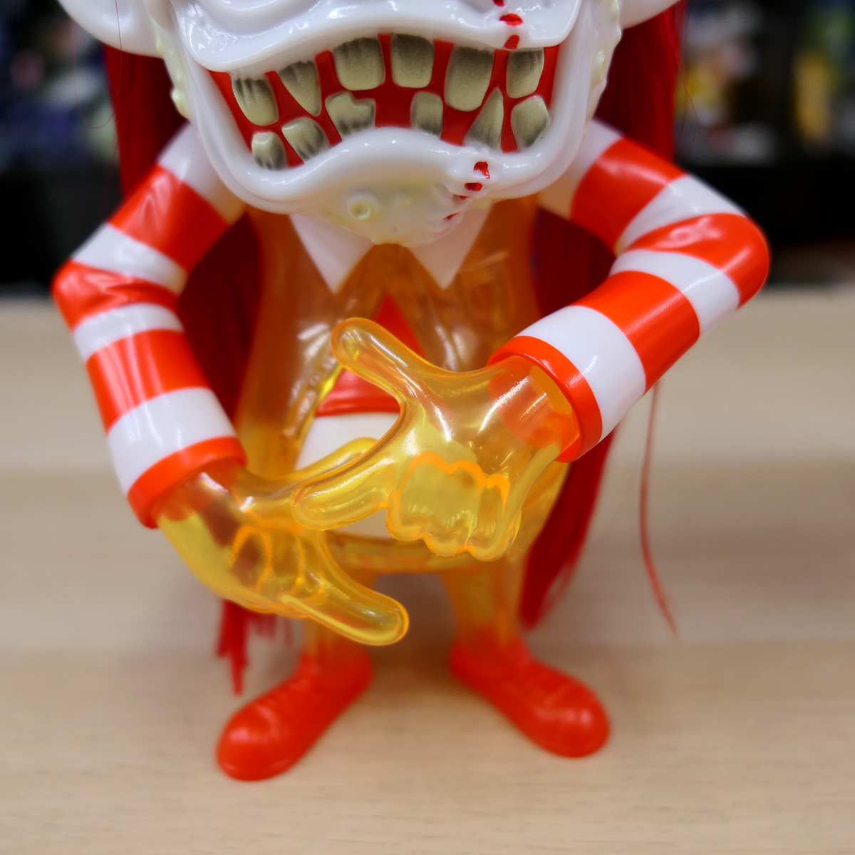 Crystal Clear SKUM-kun ソフビ Blackbook toy BlackBook Toyから新た