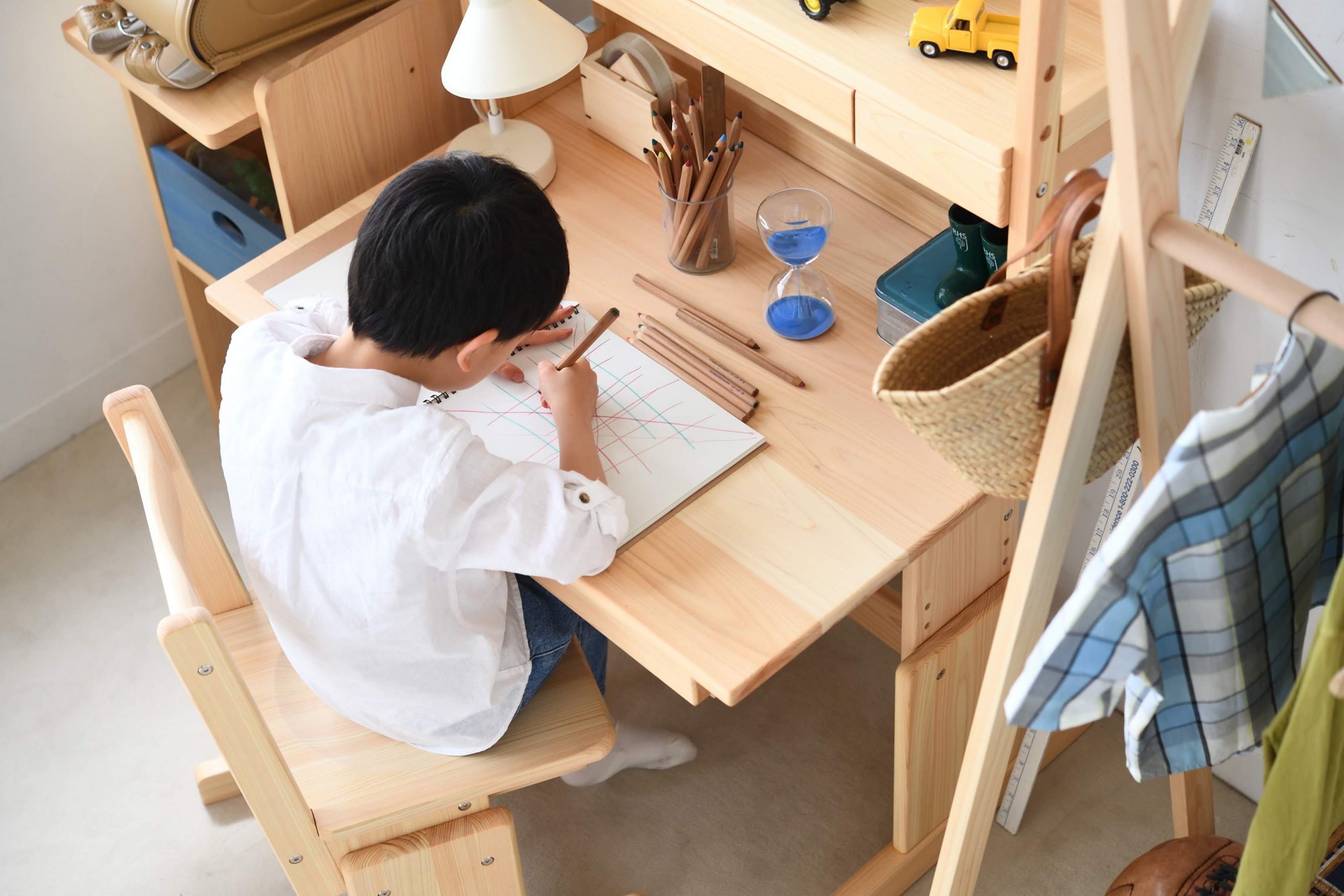 キシルの最新人気学習机ランキング、TOP3を発表します！ - XYLOG