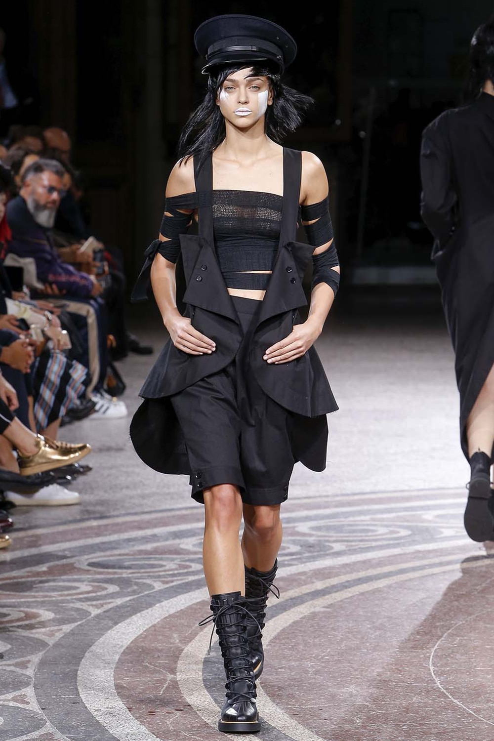SPRING / SUMMER 2017 | Yohji Yamamoto (ヨウジヤマモト) Official Site