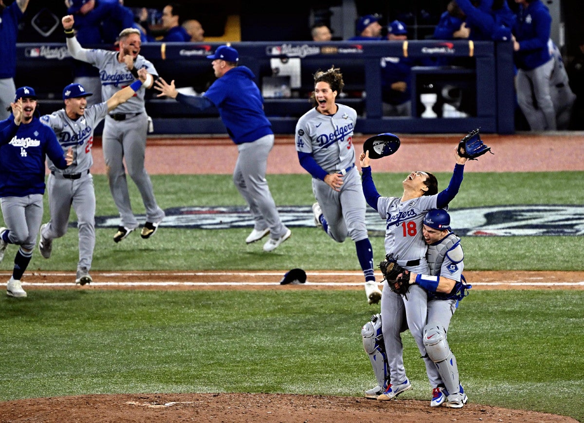 ドジャースがブルージェイズ破りワールドシリーズ連覇、大谷翔平「今日
