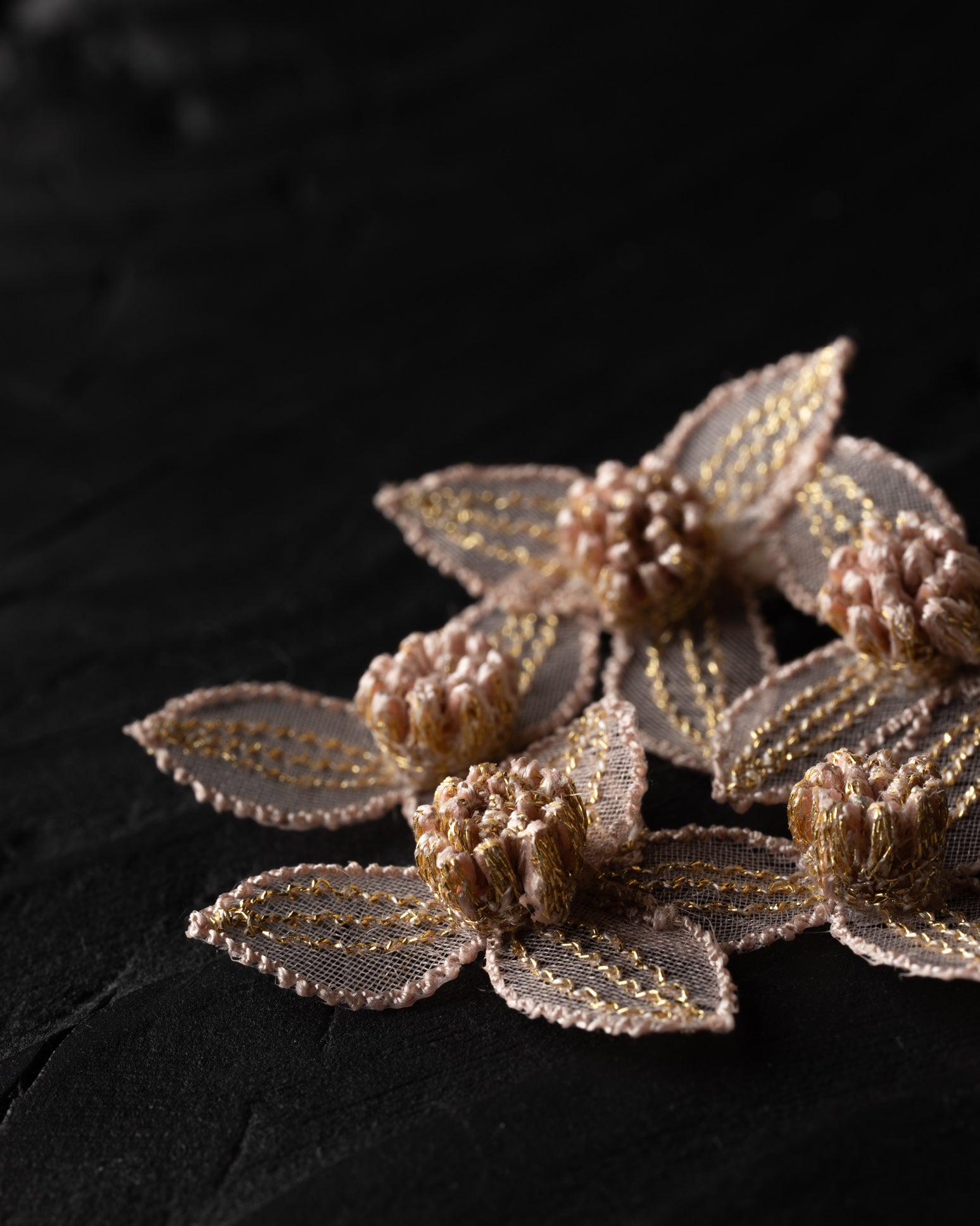 TSUYUKUSA BOUQUET brooch Pink – yuki onizuka