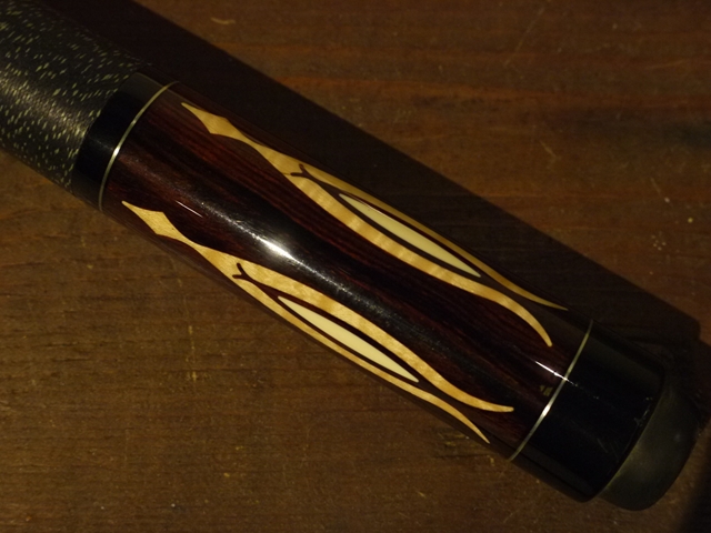 Bludworth Cue ブラッドワース キュー | ZOOM CAR COLLECTION