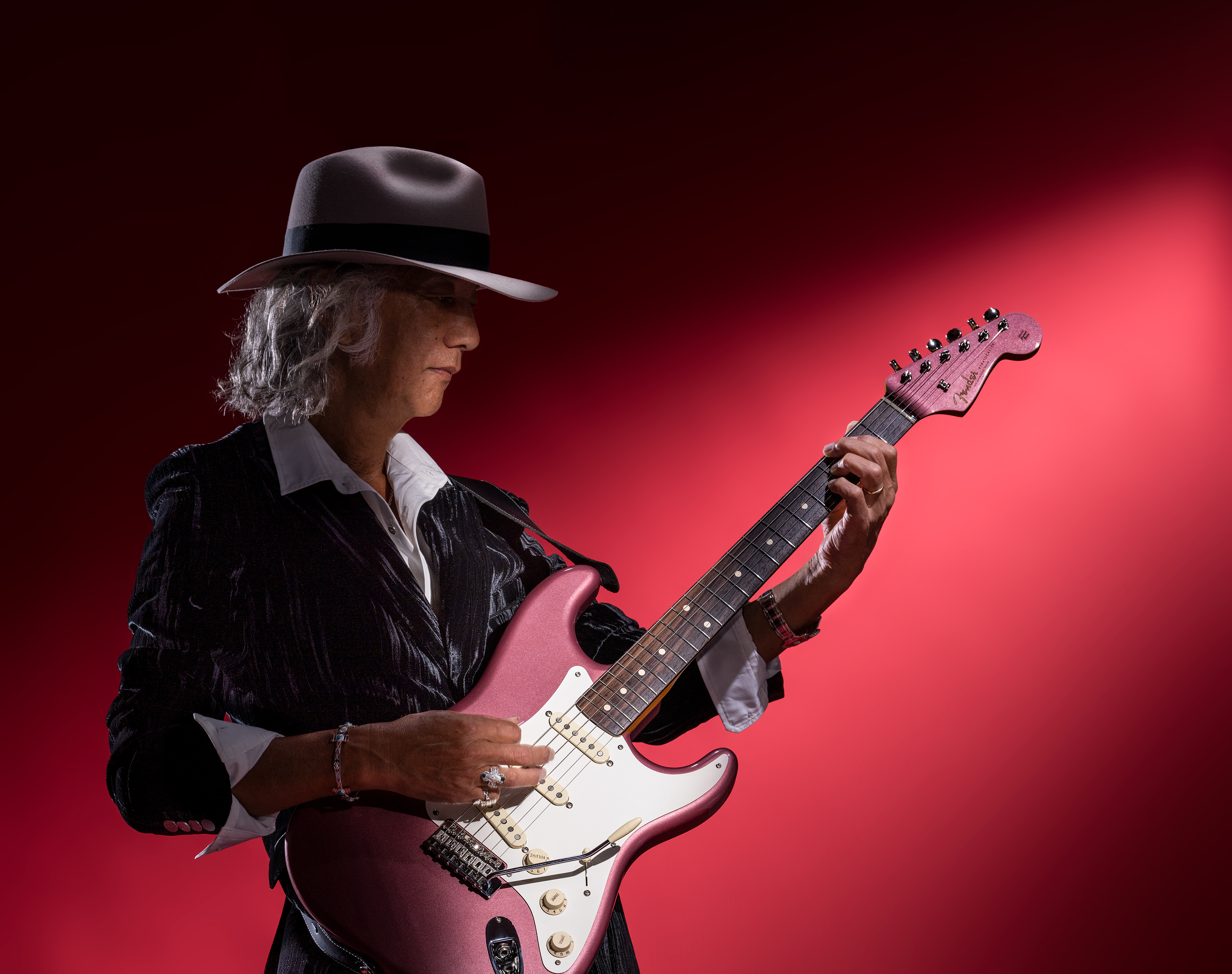 Char Stratocaster® Burgundy｜zicca.net