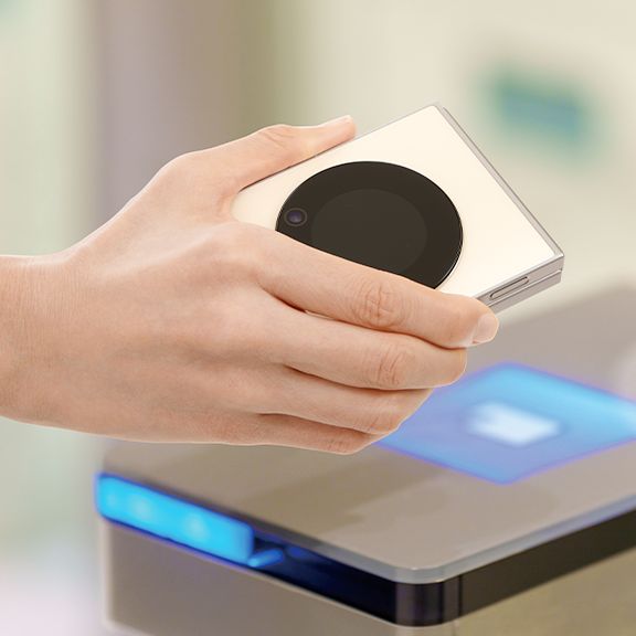 Libero Flip – ZTE Device Japan