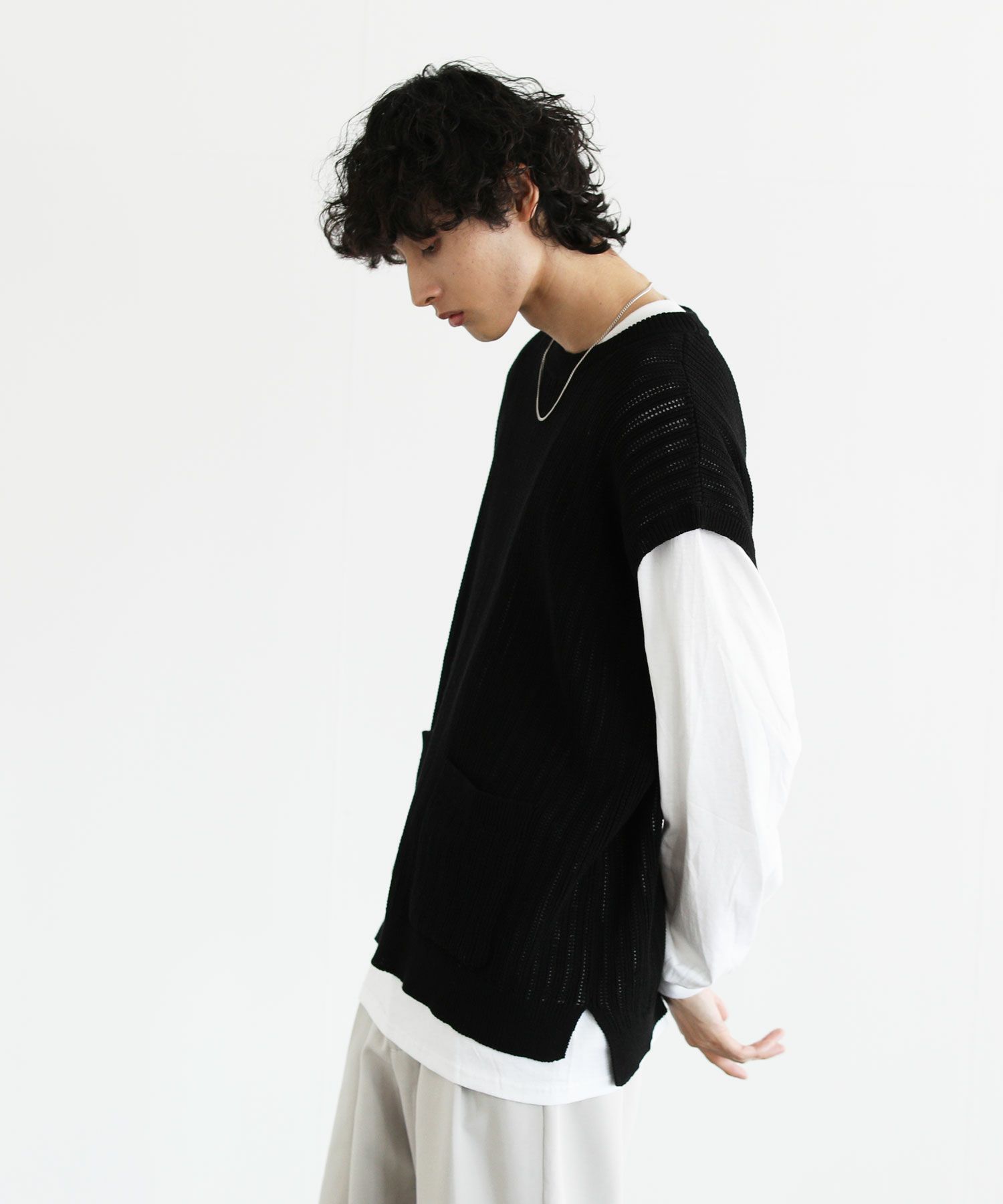 VICTIM]KNIT VEST | OPENING ACT