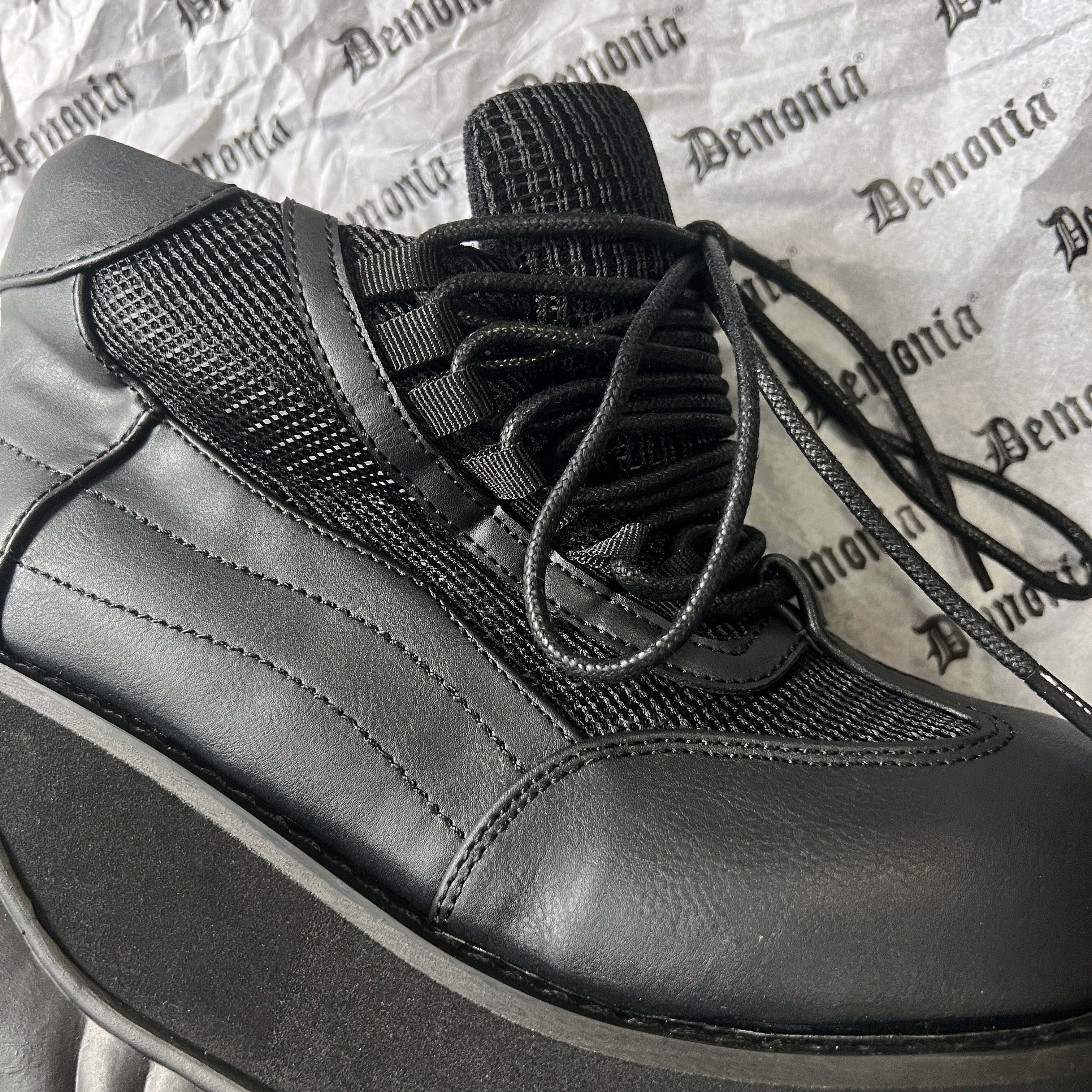 DEMONIA（デモニア）の厚底スニーカーBOXER-01即納通販 – EpicureanGarden